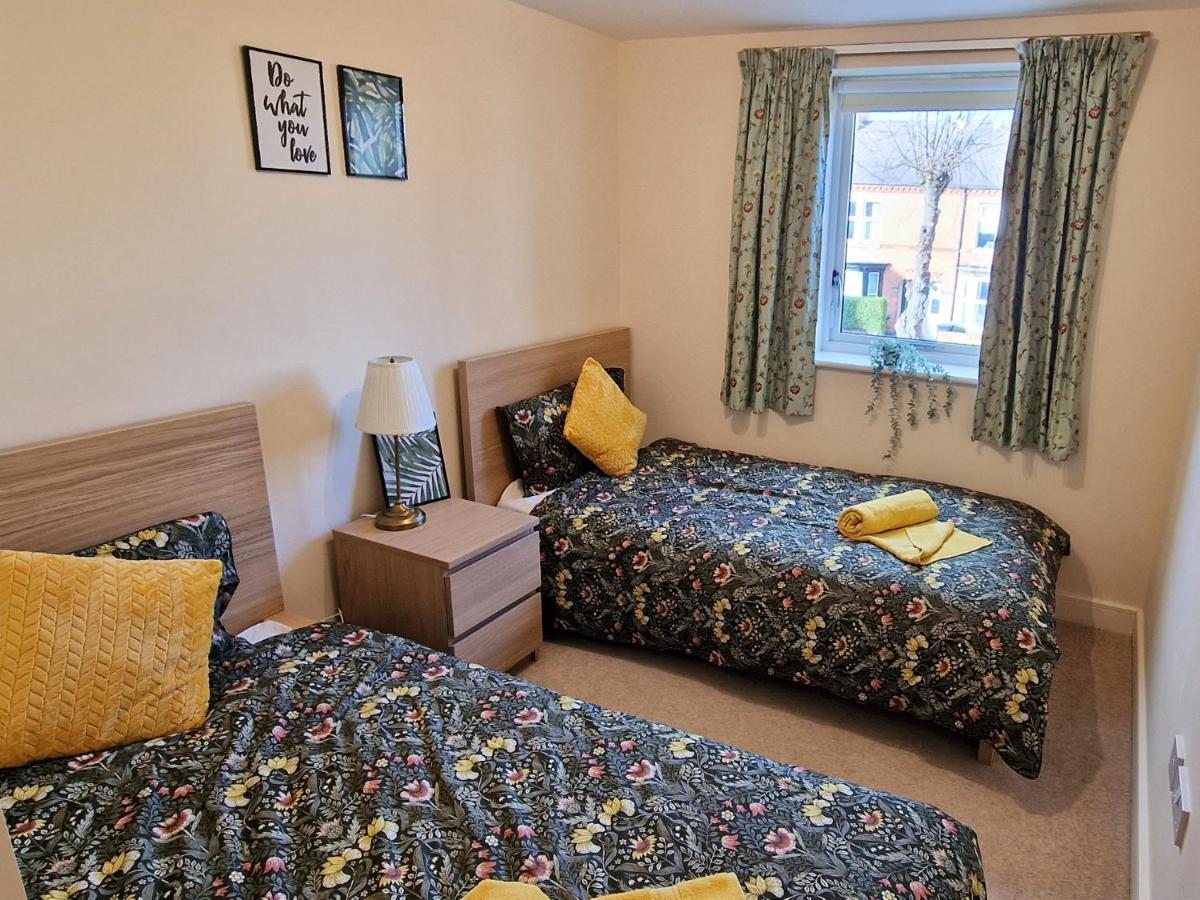 Luxury Spacious Apartment- Sleeps 4 Loughborough Exterior photo